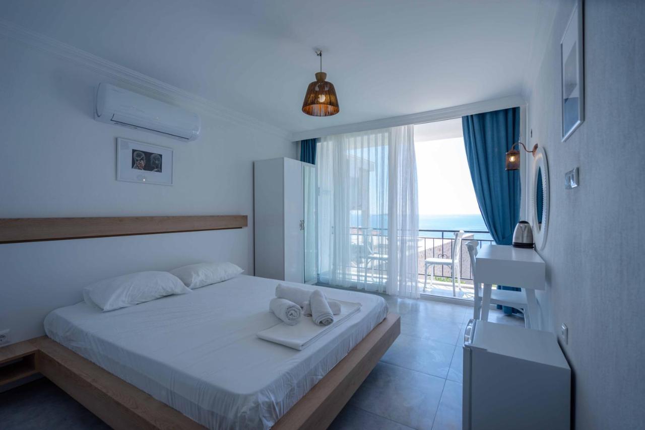 Ostello Sole'N Blu Kaş Esterno foto