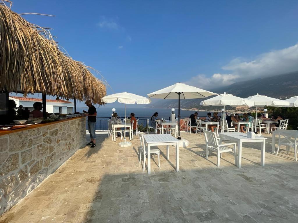 Ostello Sole'N Blu Kaş Esterno foto