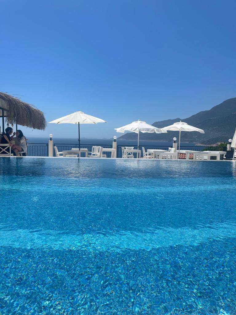 Ostello Sole'N Blu Kaş Esterno foto