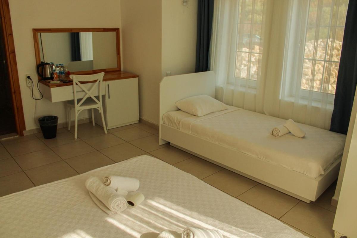 Ostello Sole'N Blu Kaş Esterno foto