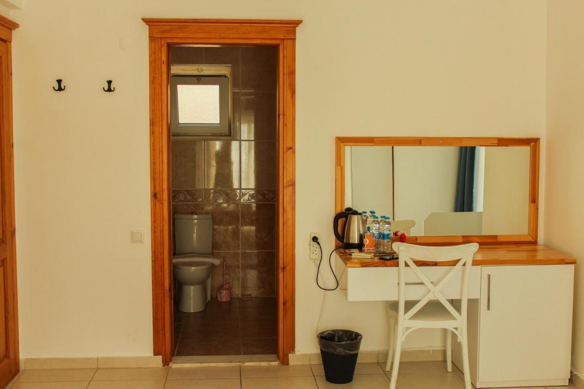 Ostello Sole'N Blu Kaş Esterno foto