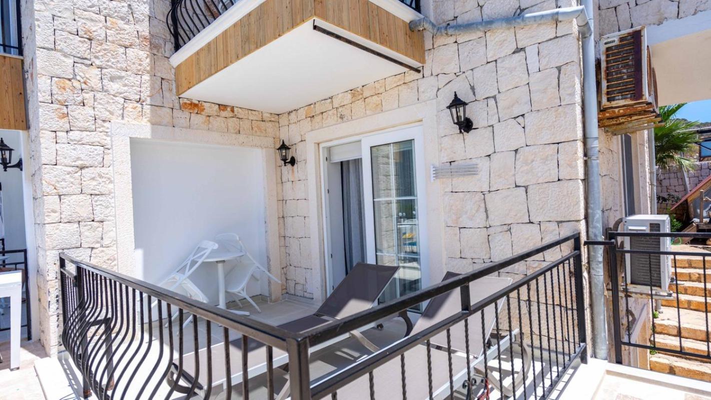 Ostello Sole'N Blu Kaş Esterno foto